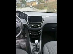 PEUGEOT 208 Thumbnail 11