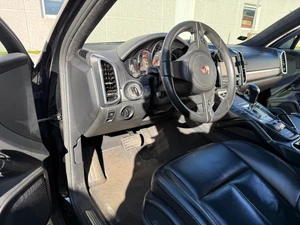 PORSCHE Cayenne Thumbnail 8