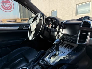 PORSCHE Cayenne Thumbnail 12