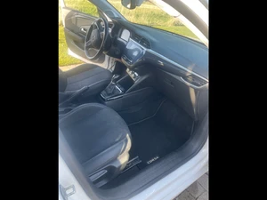 OPEL Corsa Thumbnail 4