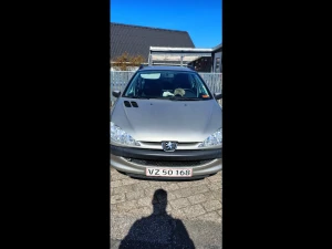 PEUGEOT 206 Thumbnail 5