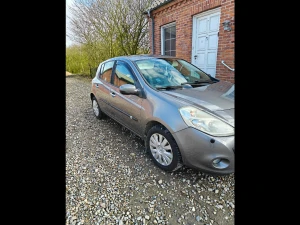RENAULT Clio Thumbnail 6
