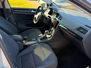 VW E-Golf Thumbnail 7