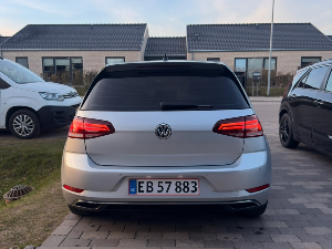 VW E-Golf Thumbnail 3