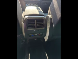 VOLKSWAGEN Touran Thumbnail 2