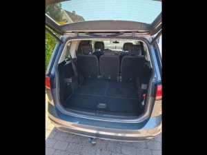 VOLKSWAGEN Touran Thumbnail 3