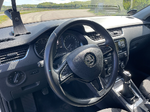 SKODA Octavia Thumbnail 9