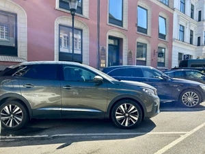 PEUGEOT 3008 Thumbnail 9