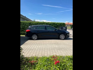 FORD Focus Thumbnail 11