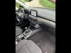 FORD Focus Thumbnail 8