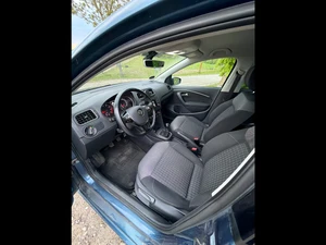 VOLKSWAGEN Polo Thumbnail 3