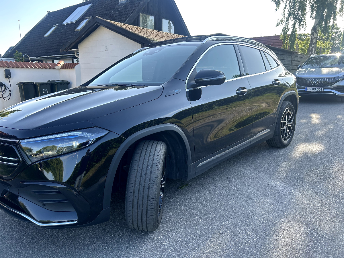 MERCEDES-BENZ Eqa