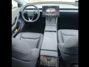TESLA Model 3 Thumbnail 5