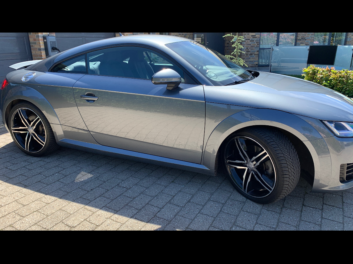 AUDI Tt Thumbnail 4