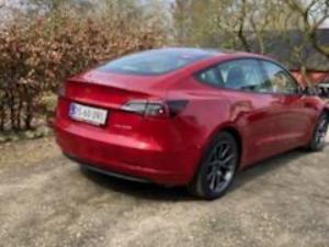 TESLA Model 3 Thumbnail 11