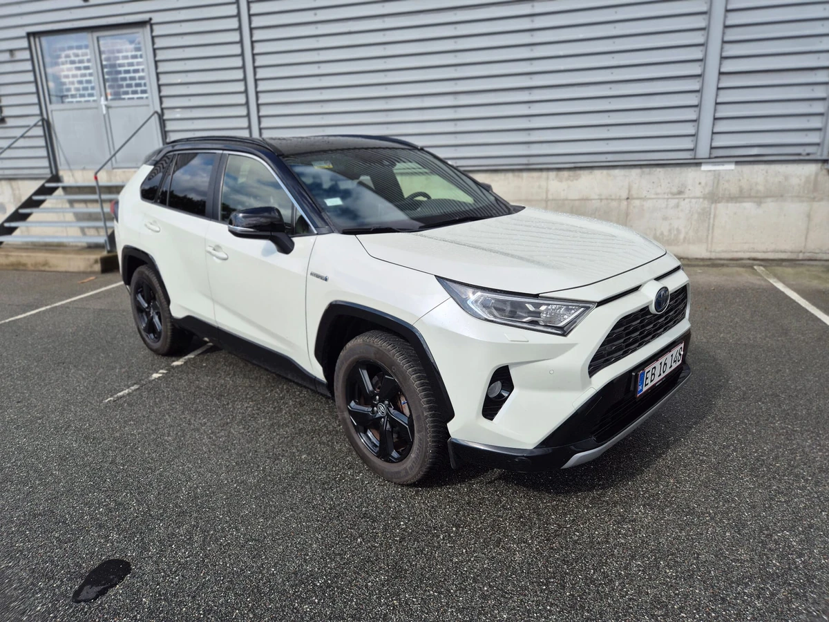 TOYOTA Rav4