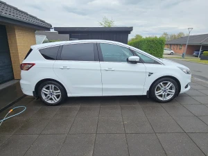 FORD S-Max Thumbnail 4