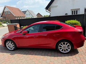 MAZDA Mazda3 Thumbnail 5