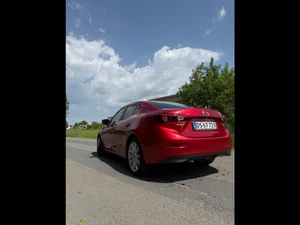 MAZDA Mazda3 Thumbnail 6