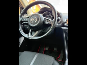 MAZDA Mazda3 Thumbnail 10