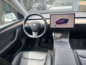 TESLA Model Y Thumbnail 5
