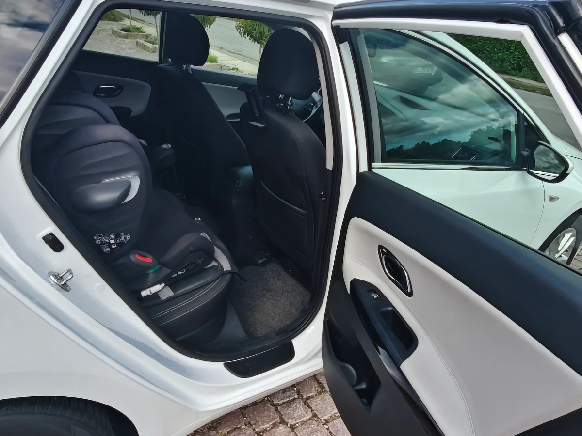 KIA Ceed Thumbnail 8