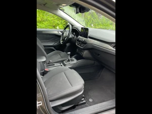 FORD Focus Thumbnail 2