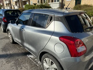 SUZUKI Swift Thumbnail 5