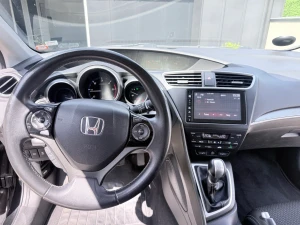 HONDA Civic Thumbnail 4