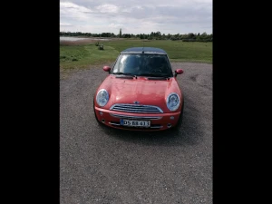 MINI Cooper Thumbnail 7