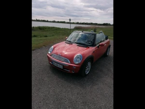 MINI Cooper Thumbnail 1