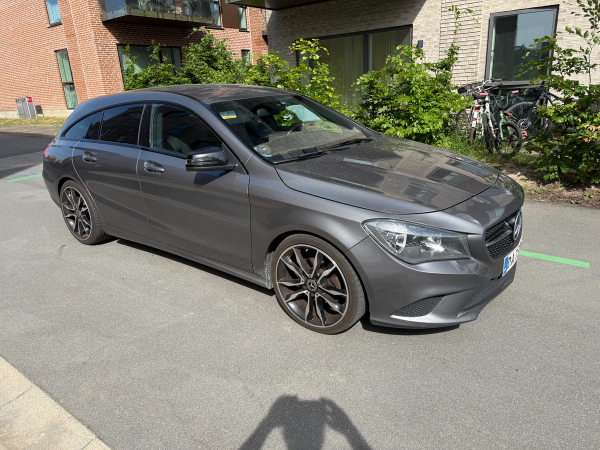 MERCEDES-BENZ Cla