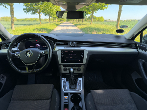 VOLKSWAGEN Passat Thumbnail 15
