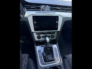 VOLKSWAGEN Passat Thumbnail 16