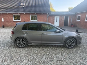 VOLKSWAGEN Golf Vii  Thumbnail 5