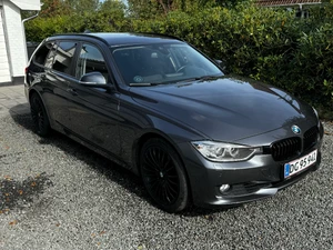 BMW 320i Thumbnail 1