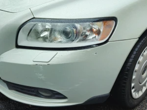 VOLVO S40 Thumbnail 3