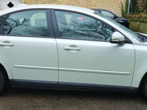 VOLVO S40 Thumbnail 8