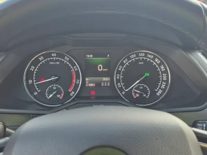 SKODA Superb Thumbnail 6