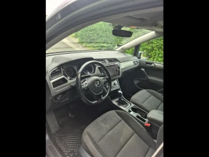 VW Touran Thumbnail 6