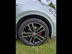 VW Touran Thumbnail 10