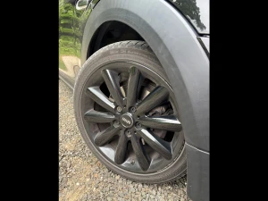 MINI Cooper Thumbnail 3