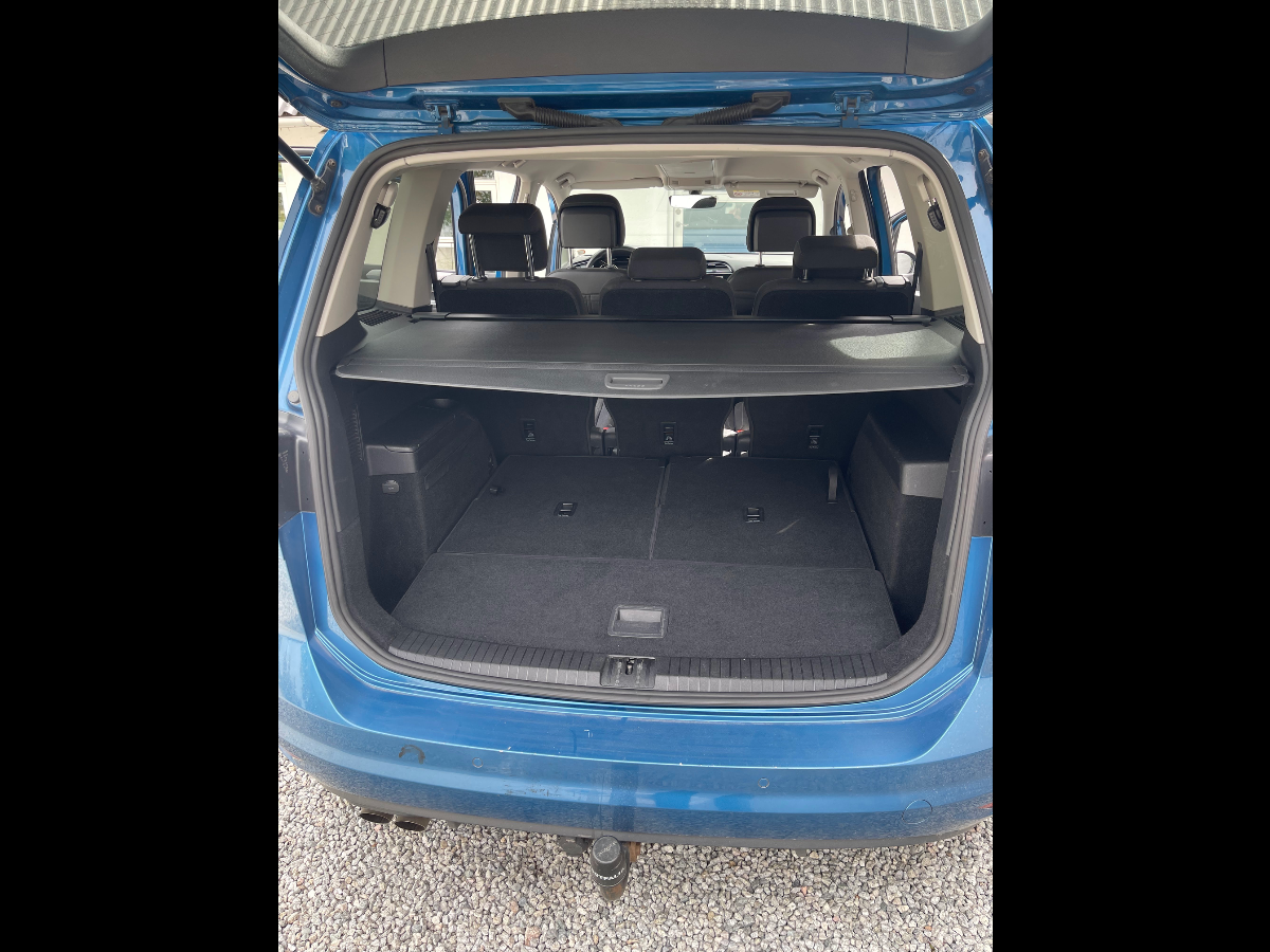 VOLKSWAGEN Touran Thumbnail 11