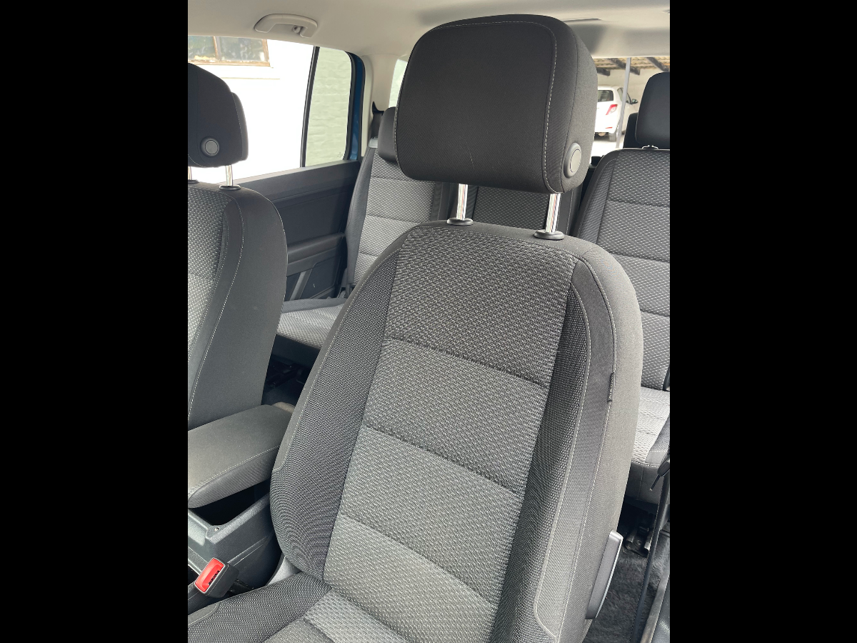 VOLKSWAGEN Touran Thumbnail 6
