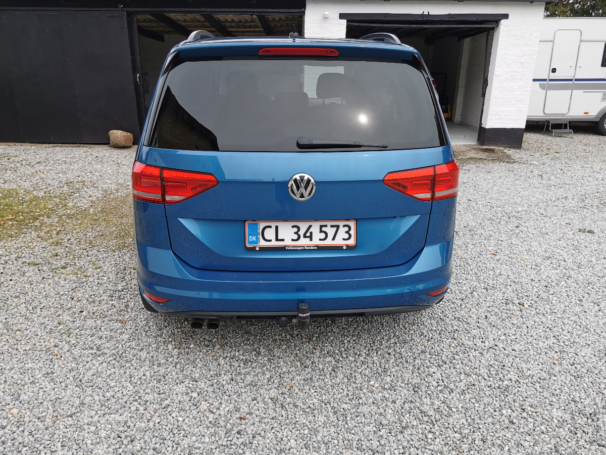 VOLKSWAGEN Touran Thumbnail 2