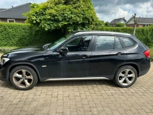 BMW X1 Thumbnail 7