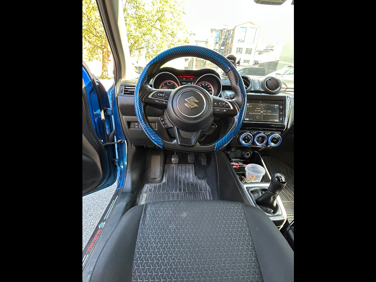 SUZUKI Swift Thumbnail 4