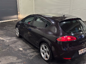 SEAT Leon Cupra Thumbnail 1