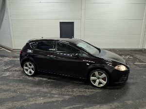 SEAT Leon Cupra Thumbnail 5