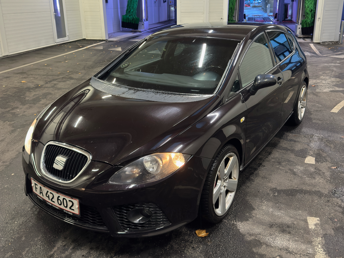 SEAT Leon Cupra